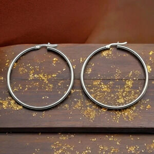 🆕️Minimalist 18K Gold Plated Stainless Steel Hoop Earrings 🌟 Trendy & Chic